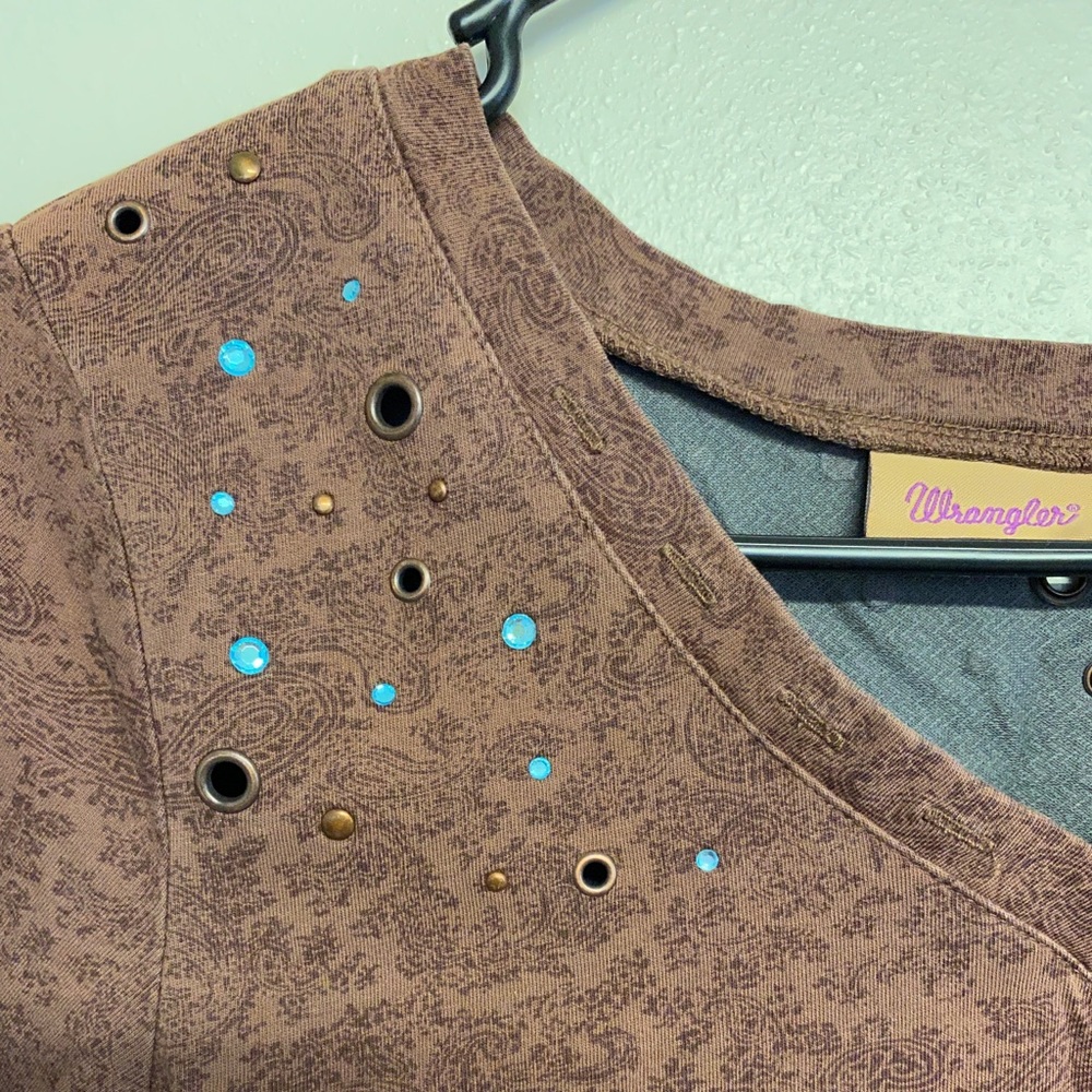 🍐Wrangler Long Sleeve Shirt With Brown Paisley Pattern And Blue/Gold Details
